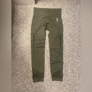 Army green high waisted gymshark leggings